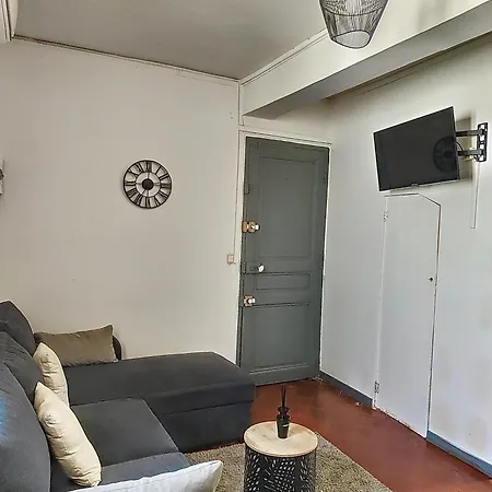 Le Bares Lejlighed *